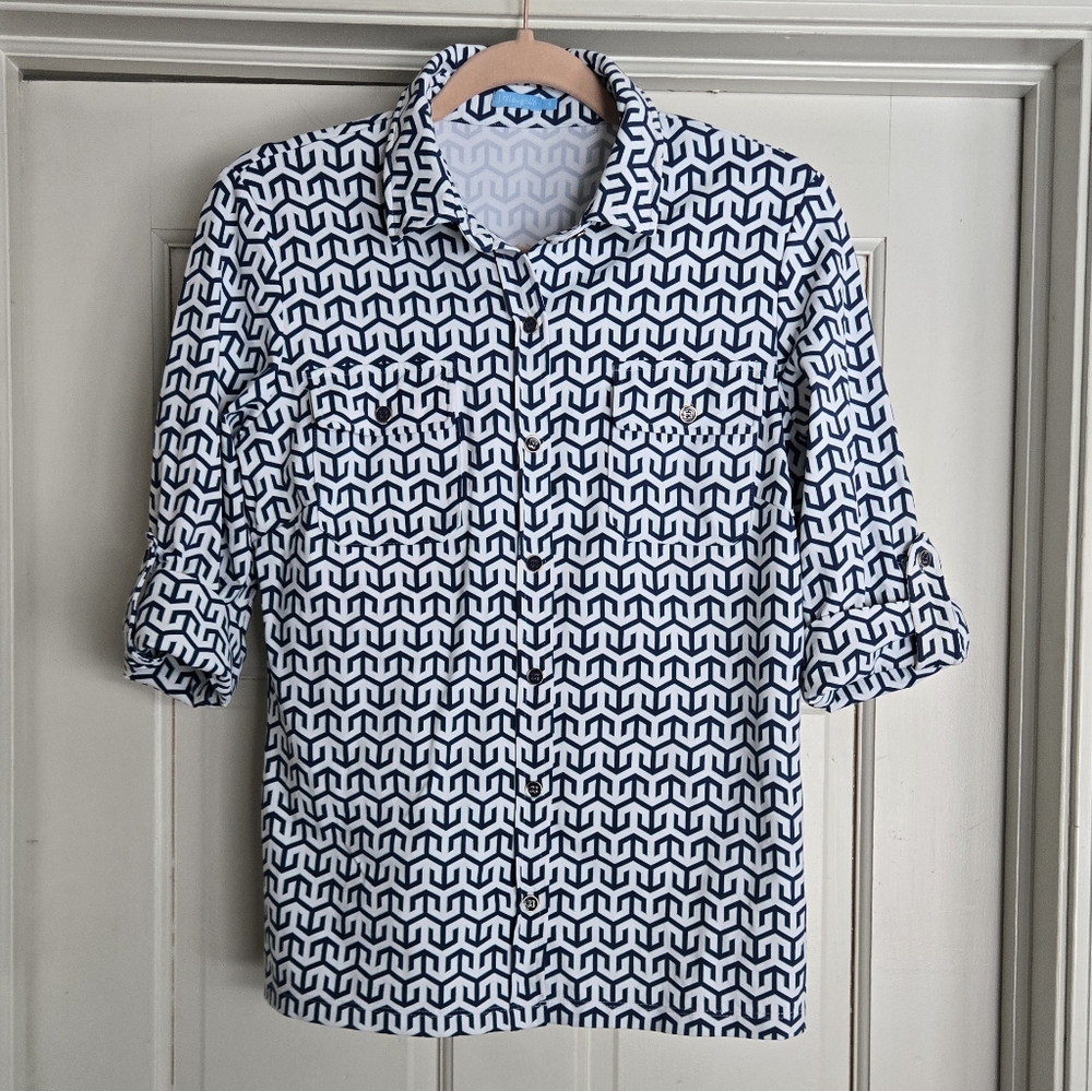 J McLaughlin Button Down 3/4 Sleeve Geometric Print Stretch Shirt Size Small